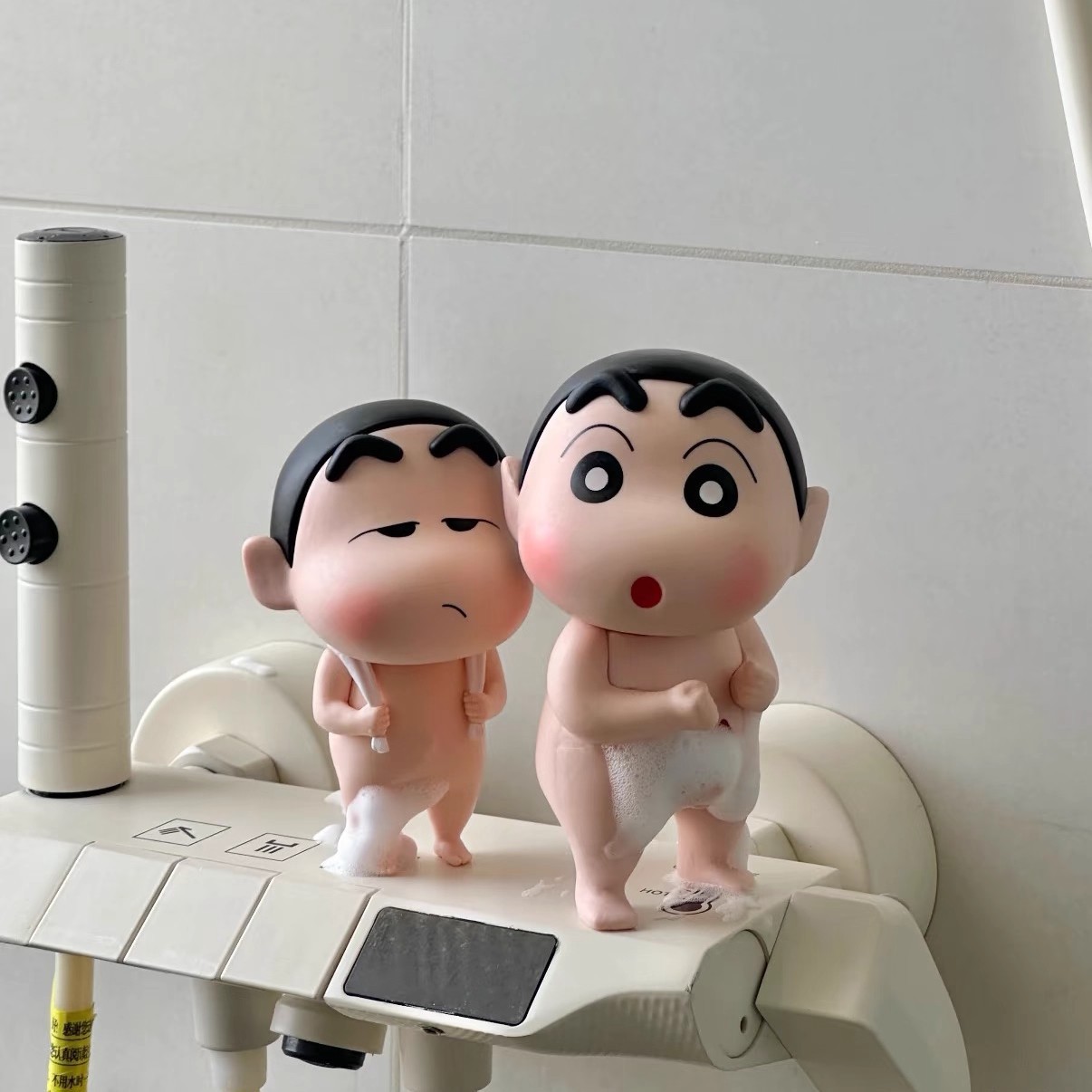 Bathing Crayon Shin Chan Cute  - Home Goods Bathroom Accessories review and price